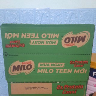 MILO LÚA MẠCH 210ml  THÙNG TẶNG 4 TÚI THỂ THAO