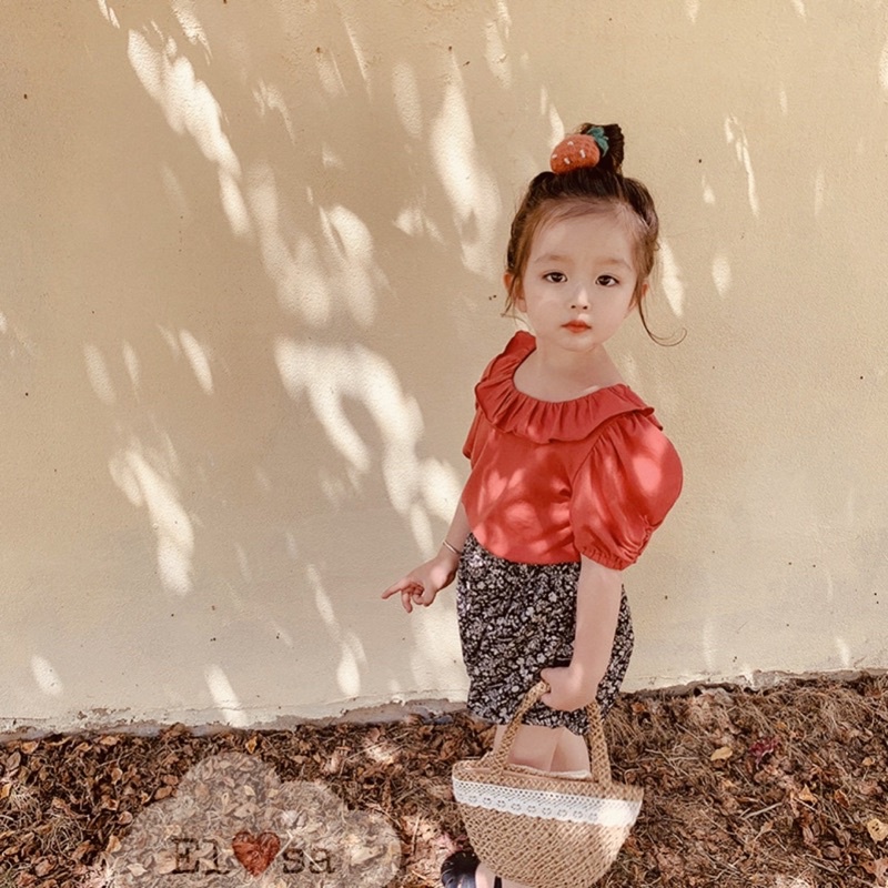 Đồ bộ bé gái - Set áo tay phồng đan dây sau lưng kèm quần short hoa nhí cho bé gái 1-5 Tuổi