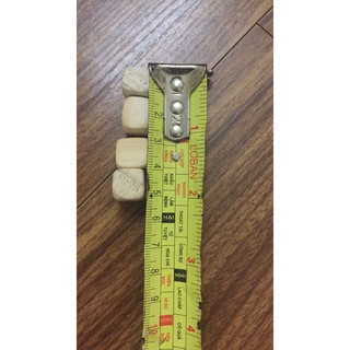 Hạt gỗ xúc cát (1kg)