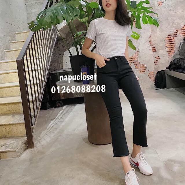 Quần jean ống loe đen trơn | BigBuy360 - bigbuy360.vn