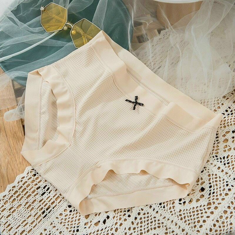 Quần Lót Đúc Su Gân Phối Viền Su Lụa Mềm Kèm Nơ mã 2213