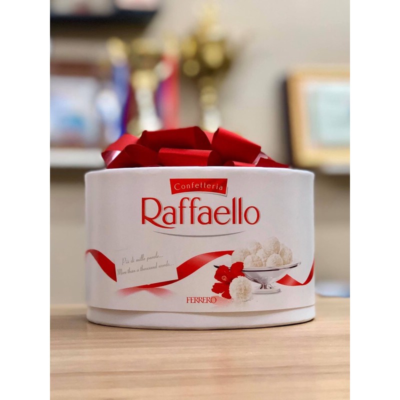 RAFFAELLO HỘP NƠ ĐỎ SANG TRỌNG