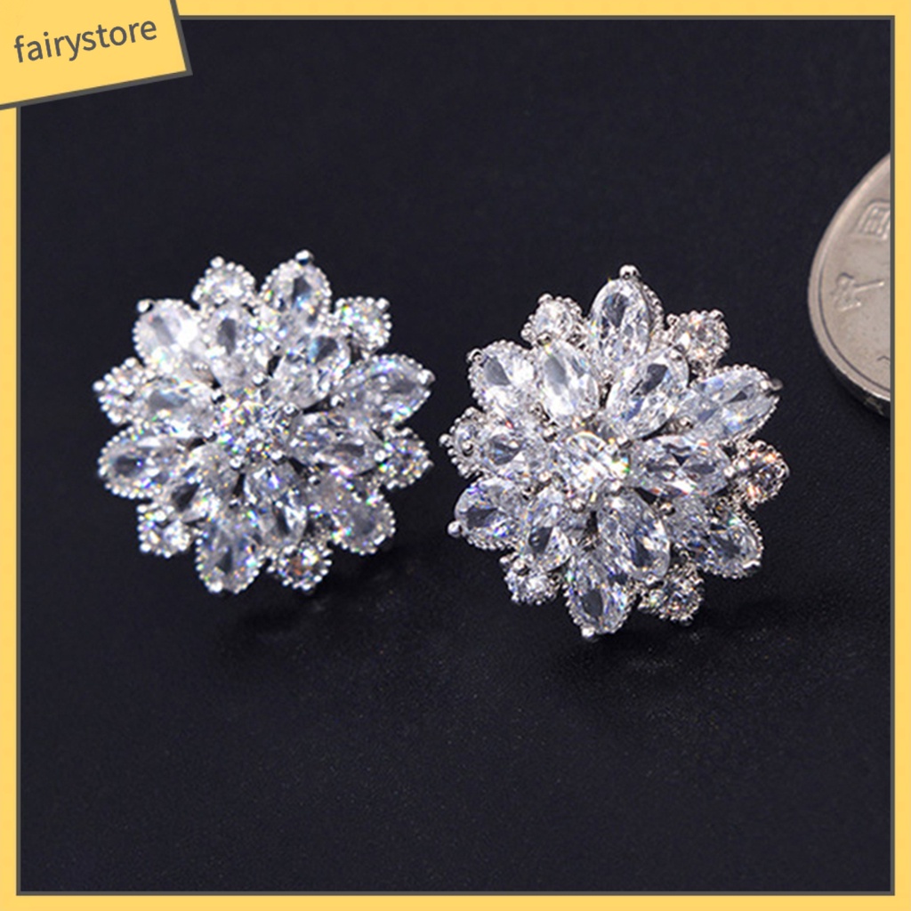 Khuyên tai đính đá cubic zirconia giả