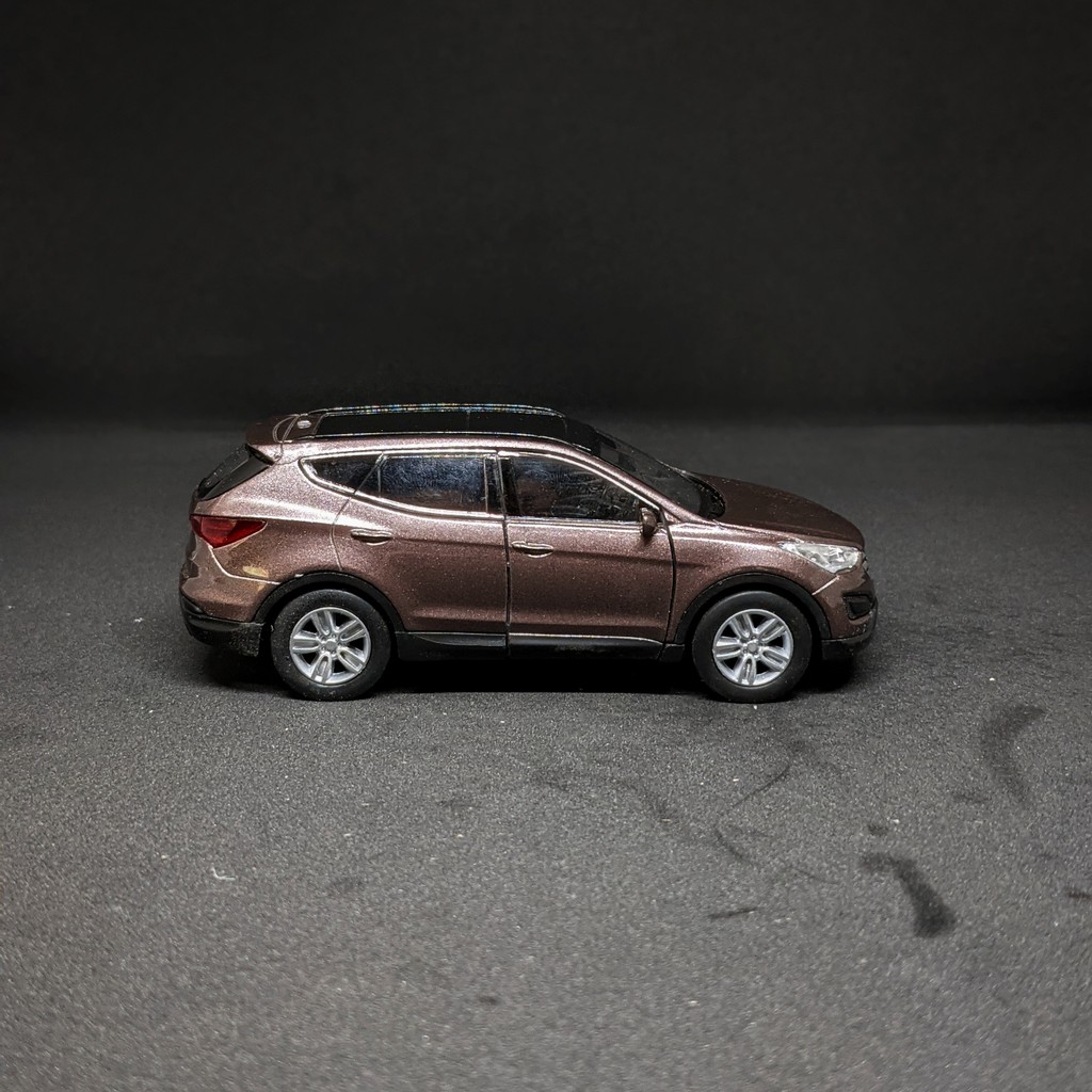 Mô hình xe Hyundai Santa Fe 1:36 Welly