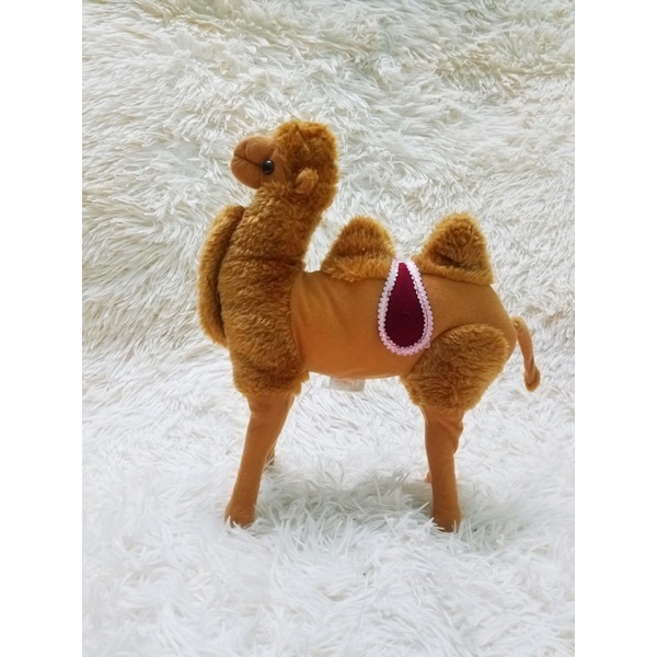 Gấu bông con lạc đà giống như thật
