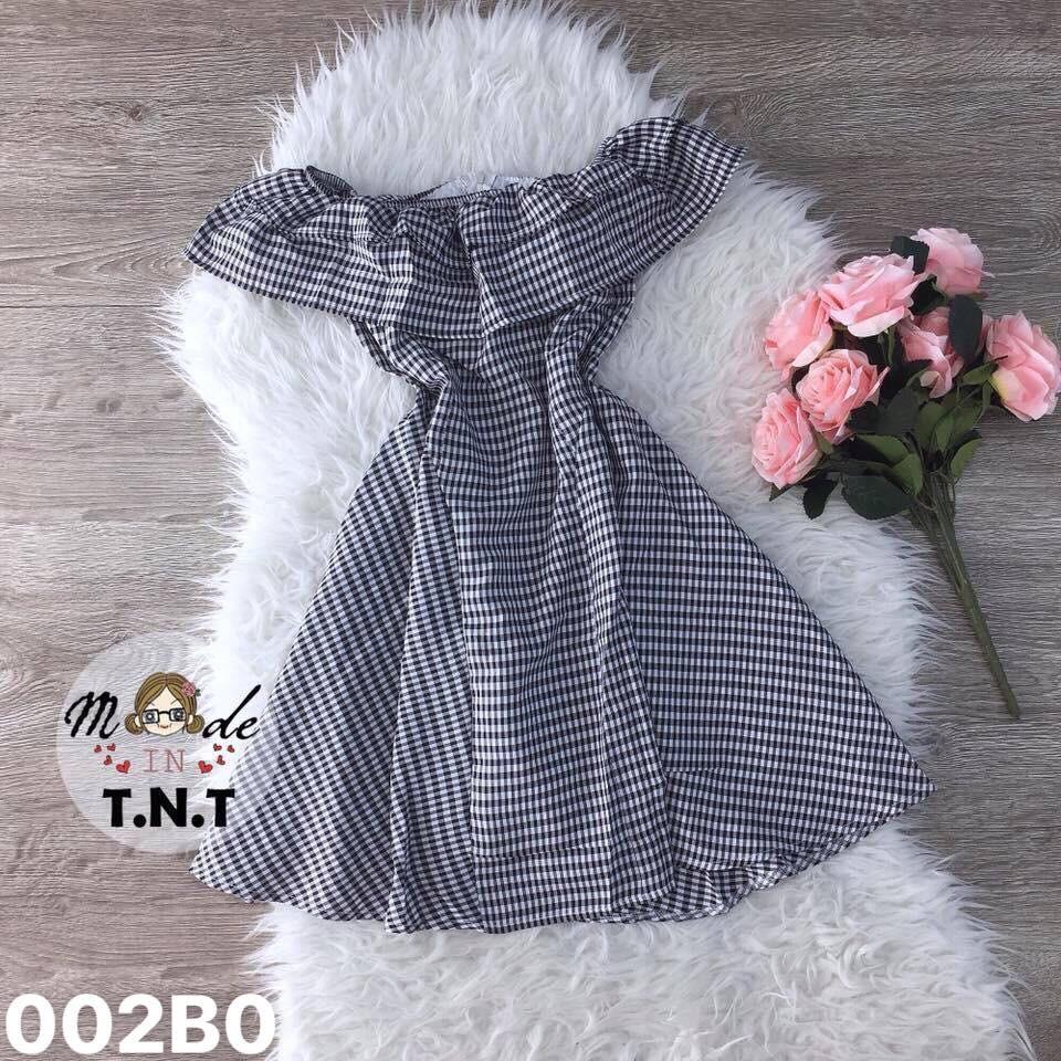 Đầm trễ vai bèo caro