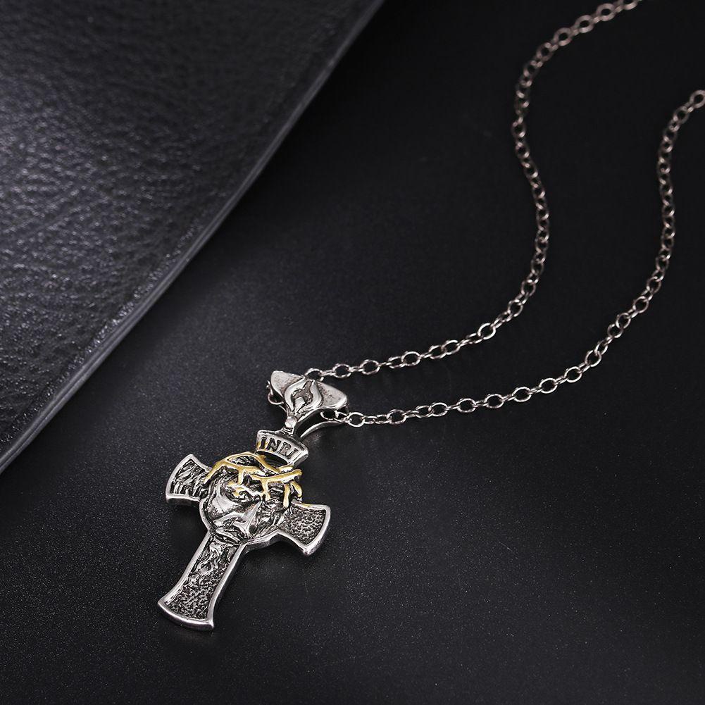 WATTLE Vòng cổ Thép Titan Mặt Thánh Giá Phong Cách Retro