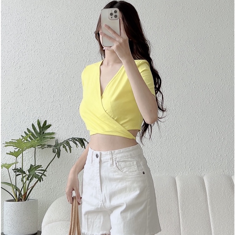 Áo thun croptop ngắn tay cổ tym xẻ eo siêu tôn dáng - Dear Muse