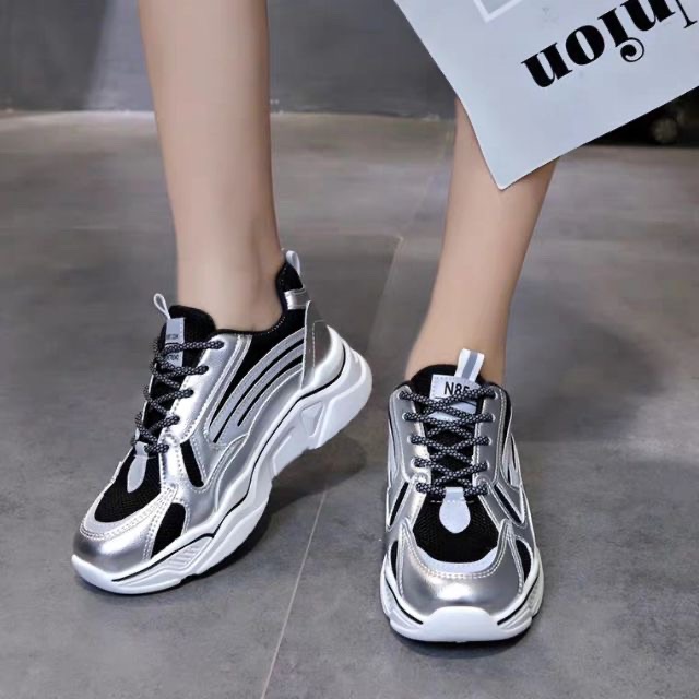 [HÌNH THẬT] Giày bata nữ phản quang phát sáng màu bạc sneaker ulzzang đế 4cm da mềm đi học tập gym đi chơi cầu lông | BigBuy360 - bigbuy360.vn