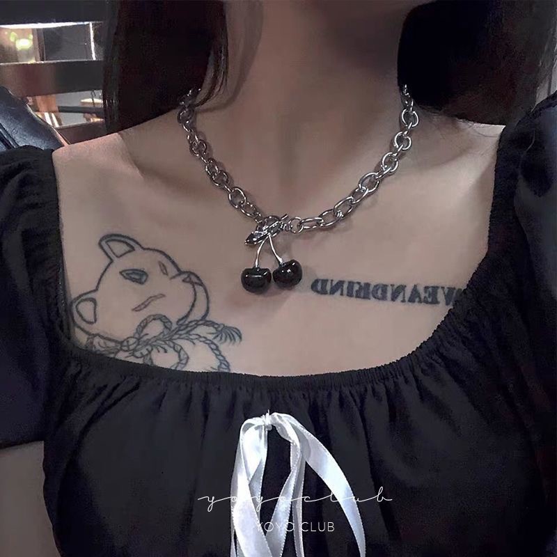 Vòng Cổ Nữ Kiểu Dáng Sang Trọng Phong Cách Mới