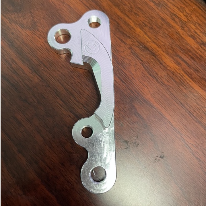 Pát CNC - Pát Trước gắn SIRIUS gắn heo dầu Nissin Thái 2piston đi đĩa size Zin của xe 220mm - CNC sắc xảo, tỷ mỉ