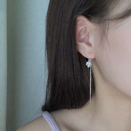 Bông Tai Mạ Bạc 925 Dạng Tua Rua Thời Trang Cho Nữ