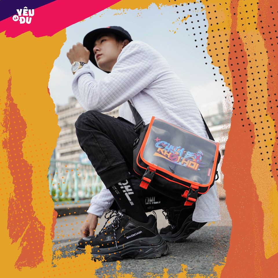 Túi đeo chéo Chưa Bồ Khỏi Hỏi - YÊU LÀ ĐỦ | BigBuy360 - bigbuy360.vn