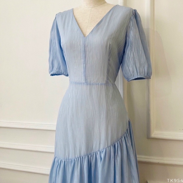 [Ảnh thật] Đầm midi voan cổ V tay phồng tà xéo