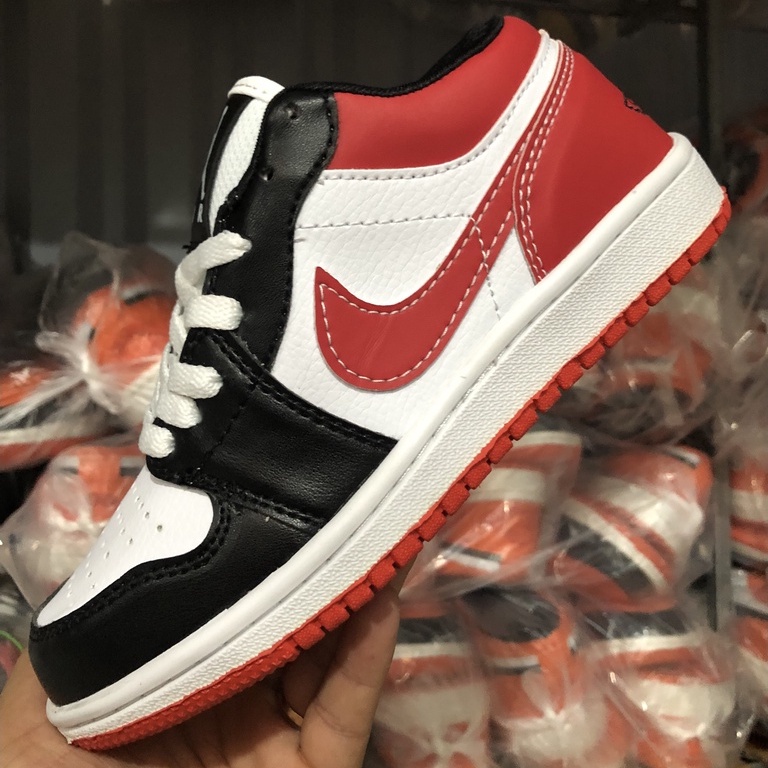 Giày thể thao 𝐉𝐨𝐫𝐝𝐚𝐧 Cổ Thấp Đỏ đen, Giày sneaker JD1 low Đỏ Đen, giày thể thao JD1 Red Black nam nữ đủ bill box