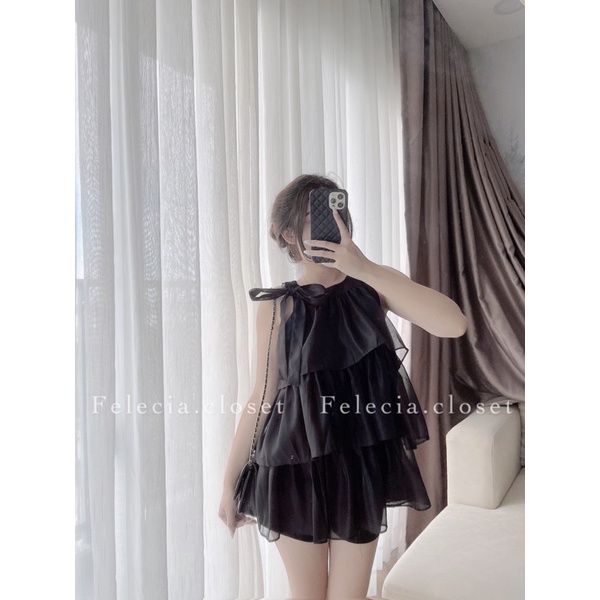 Áo yếm cổ nơ bèo tầng