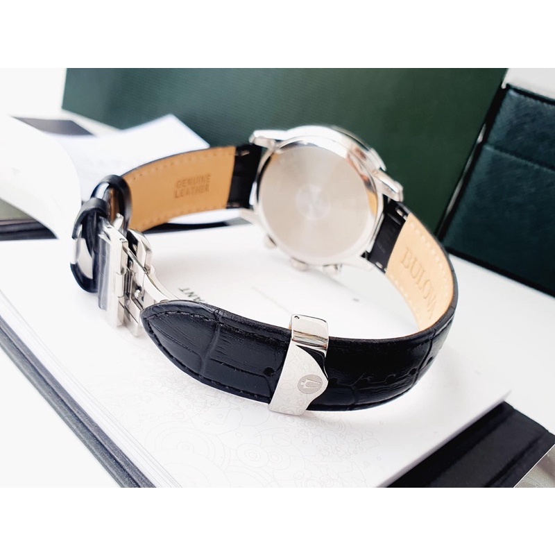 Đồng Hồ Nam Bulova Mặt 44mm, dây da đen, chống nước 3ATM