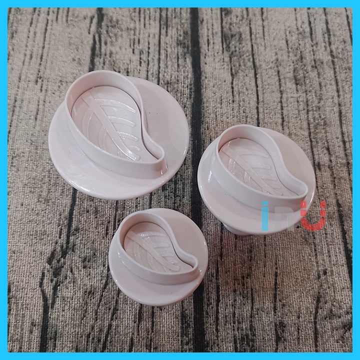 HCM - Bộ khuôn cutter nhấn bánh quy, cookies , fondant trang trí bánh kem hình cỏ ba lá, lá hoa hồng, lá phong... BCT