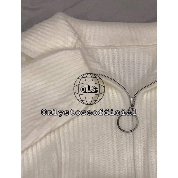 Áo len khoá trắng và quần short trắng, nhận hàng có vấn đề liên hệ shop trước khi đánh giá