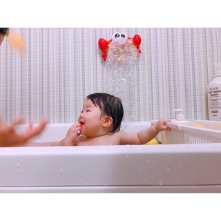 Cua tạo bong bóng xà phòng