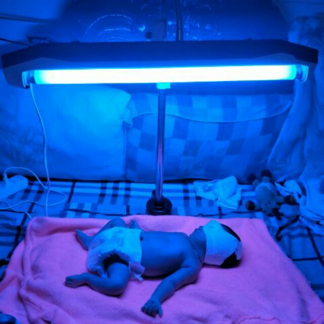 Đèn chiếu vàng da cho trẻ sơ sinh được bộ Y tế chứng nhận (Chân đứng 1,6m)
