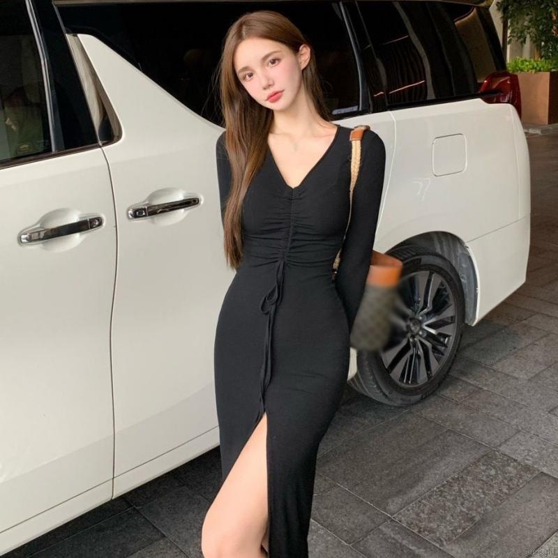 Đầm Body tay dài màu trơn thiết kế ôm sát quyến rũ