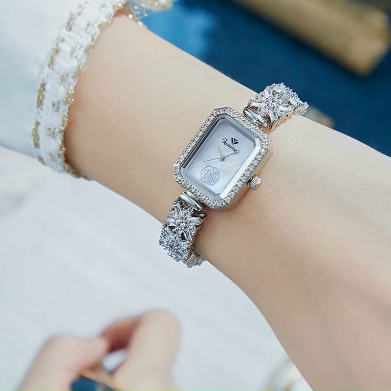 Đồng hồ nữ FUNMEI 19mm.25mm chính hãng máy Nhật Miyota đính đá swarovski chắc chắn full box thẻ bảo hành 12 tháng