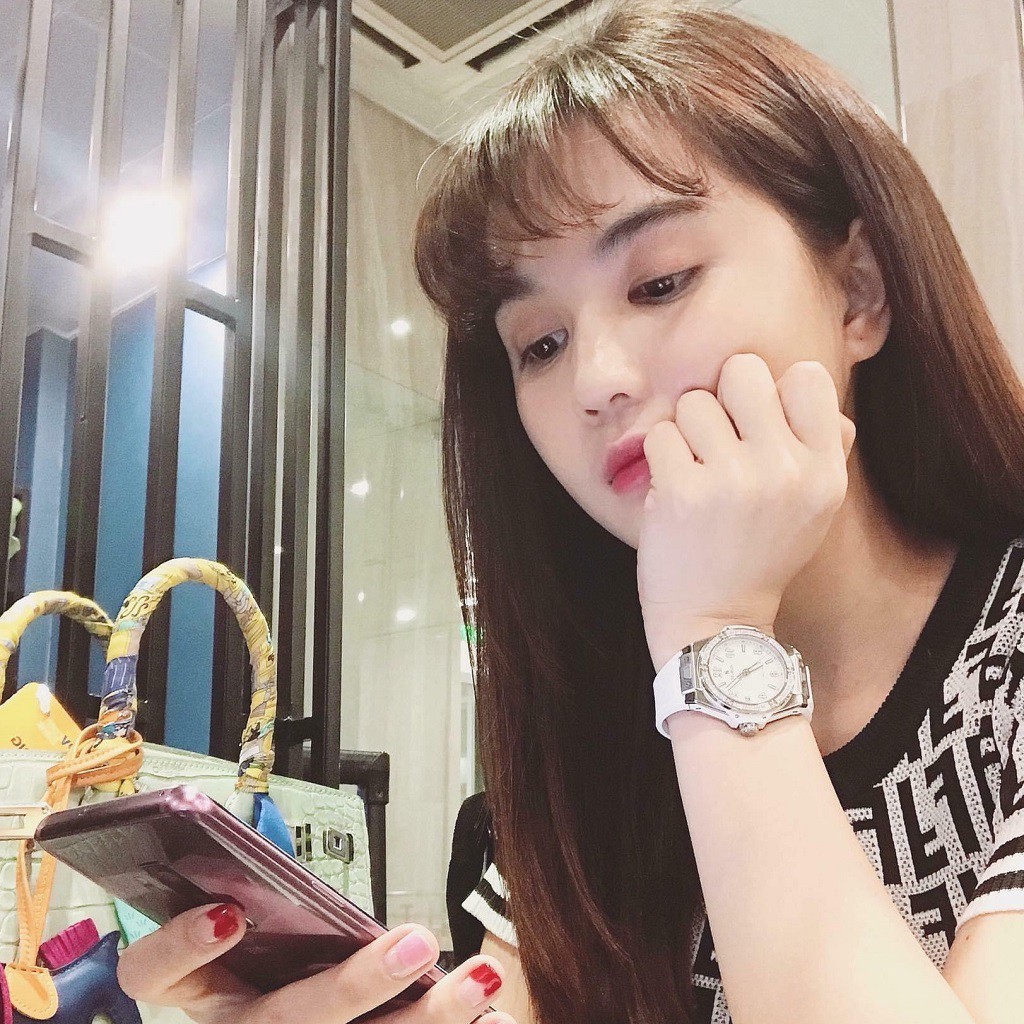 Đồng Hồ Nữ XCer Dây Silicon Trắng 36mm Silver
