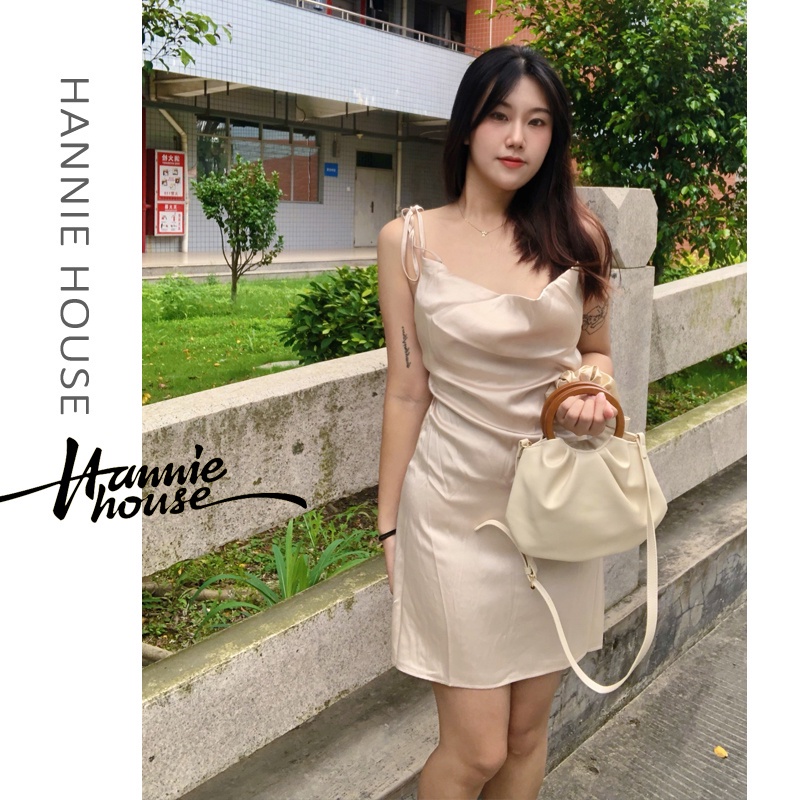 Đầm ngủ cổ yếm hai dây gợi cảm thời trang cho nữ