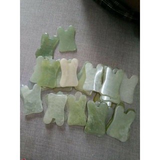 1 cặp ngọc cạo gió, massage mặt