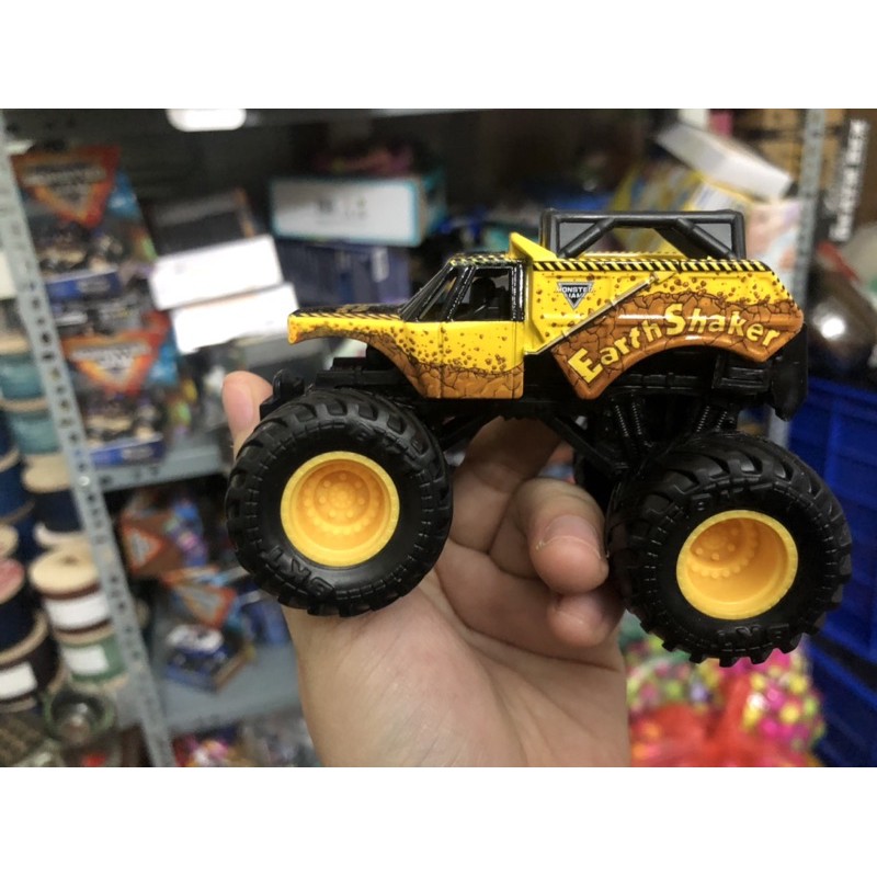 Series nhiều mâu  Xe Monster jam cực ngầu