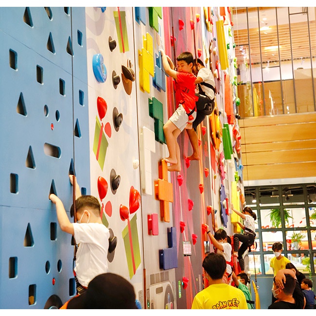 HCM  Yaya Kids Club - Vé vào Khu Vui Chơi và leo tường tại Estella