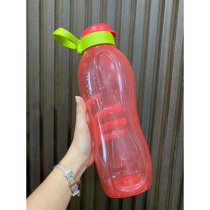 Bình nước để vừa cánh cửa tủ lạnh 1.5l Eco Bottle Tupperware kèm quai xách nhựa nguyên sinh an toàn sức khoẻ