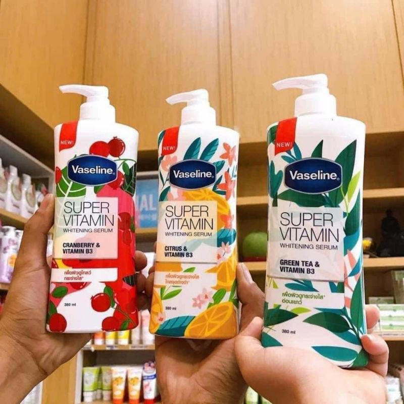 Sữa dưỡng thể trắng da Vaseline Super Vitamin Thái Lan