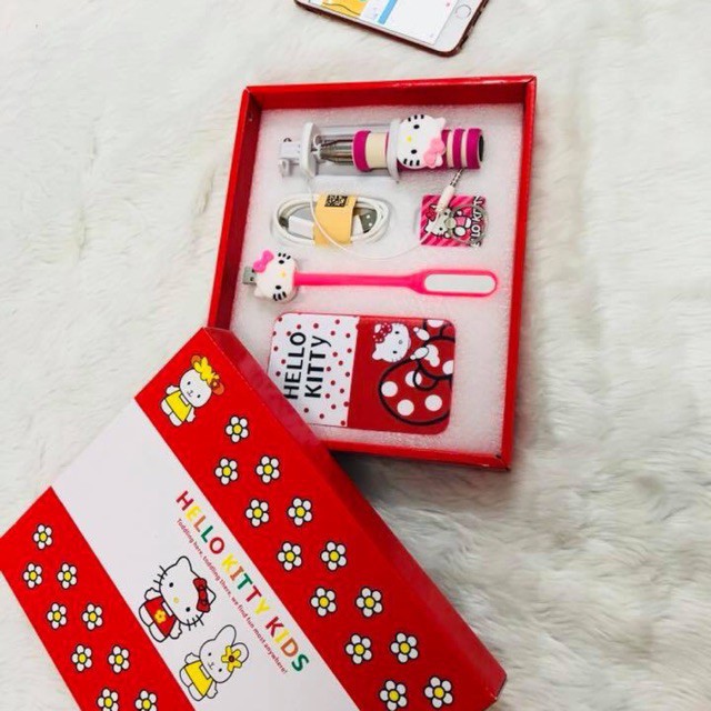 (HÀNG VỀ)Combo sạc dự phòng hello kitty