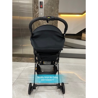 Xe đẩy combi F2 AB240 đen vàng