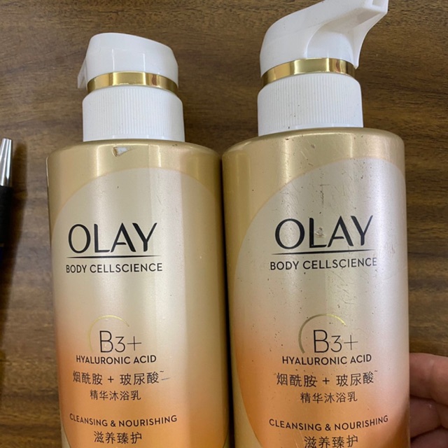 Sữa Tắm Olay Dưỡng Ẩm B3 + Hyaluronic Acid 300Ml (1 Chai)