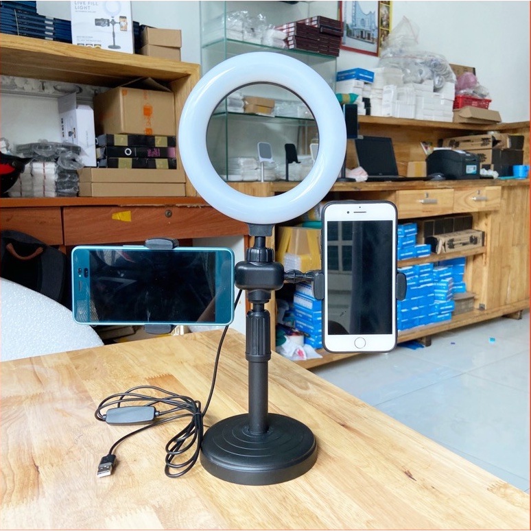 Đèn Livestream Selfie Để Bàn 3 Chế Độ Sáng - Kẹp 2 Điện Thoại Có Đèn Hỗ Trợ, Quay Tiktok, Make Up, Selfie Cực Xịn