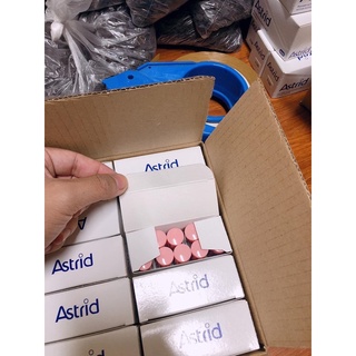 Son mỡ Tẩy Da Chết Mỡ Hươu - Astrid