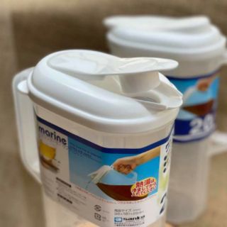 Bình đựng nước 2L nắp bật Nhật bản.
