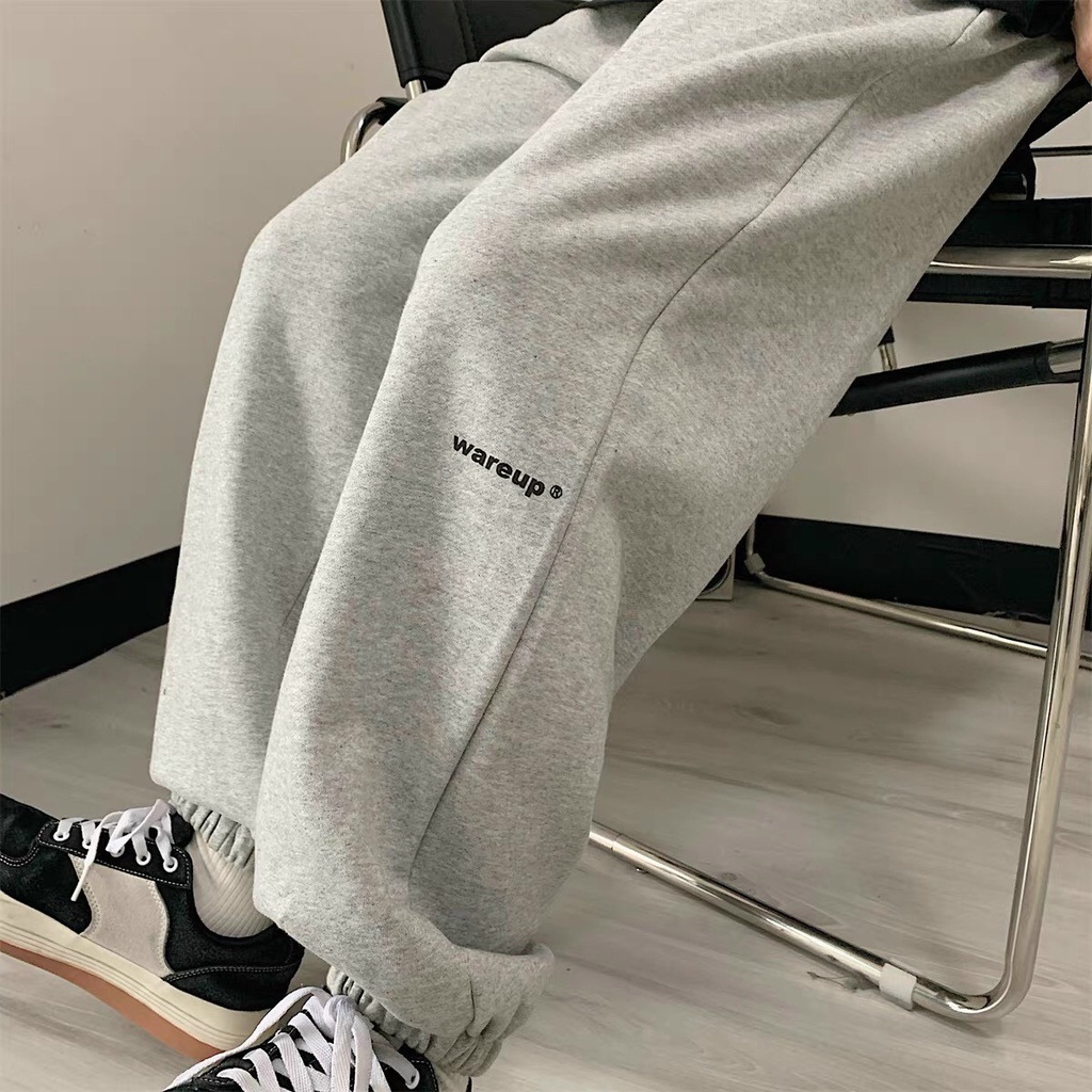 Quần Jogger Chữ Gối Wareup Unisex CAREY - Quần Nỉ ống boom form thụng kiểu dáng đường phố thu đông hàn quốc