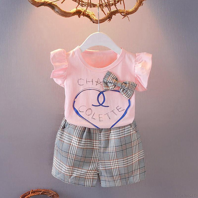 Set áo thun in chữ + Quần short caro cho bé gái