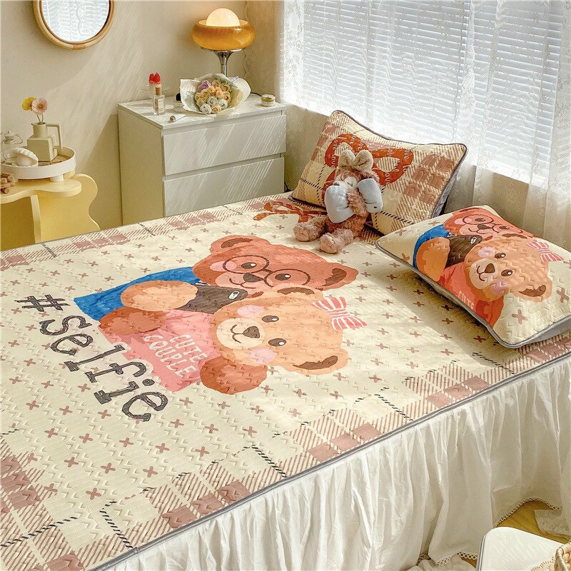 Chiếu cao su non 5D - Chiếu Điều Hòa họa tiết gấu selfie