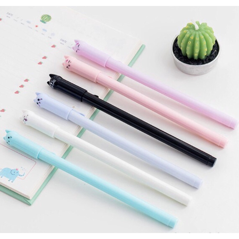 Bút bi nước mèo mực đen