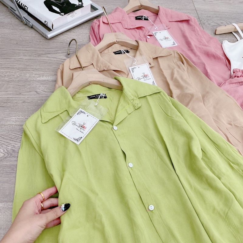 Set 3 món Áo sơ mi dài tay dáng rộng kèm áo 2 dây mix quần sooc đùi chất đũi xước