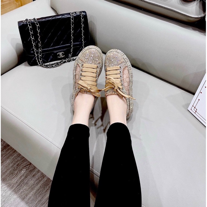 Giày thể thao MC Queen đính đá đế nhẹ êm ( có size 39)