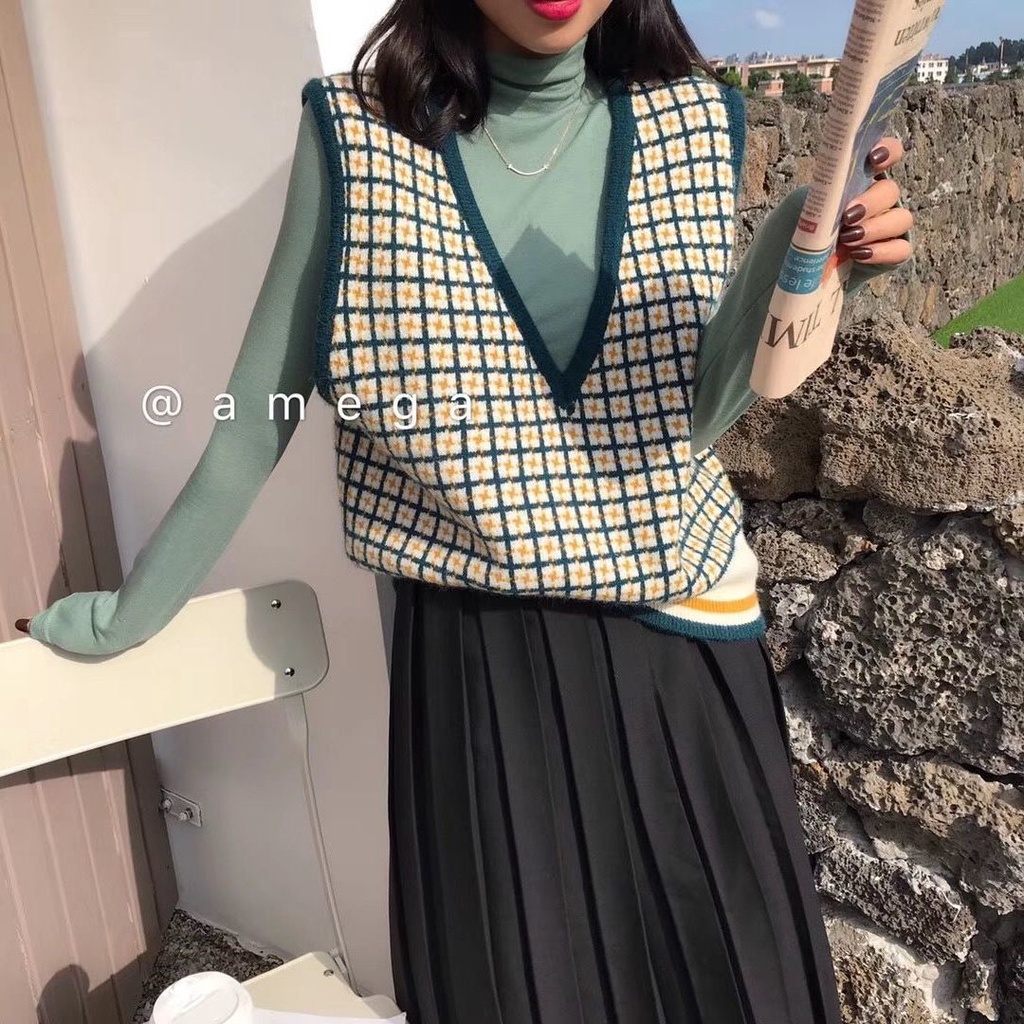 Áo len không tay cổ chữ V form rộng kiểu dáng mới | BigBuy360 - bigbuy360.vn