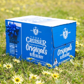 Nước trái cây lên men Vodka Cuiser Blueberry thùng 24 chai 330ml