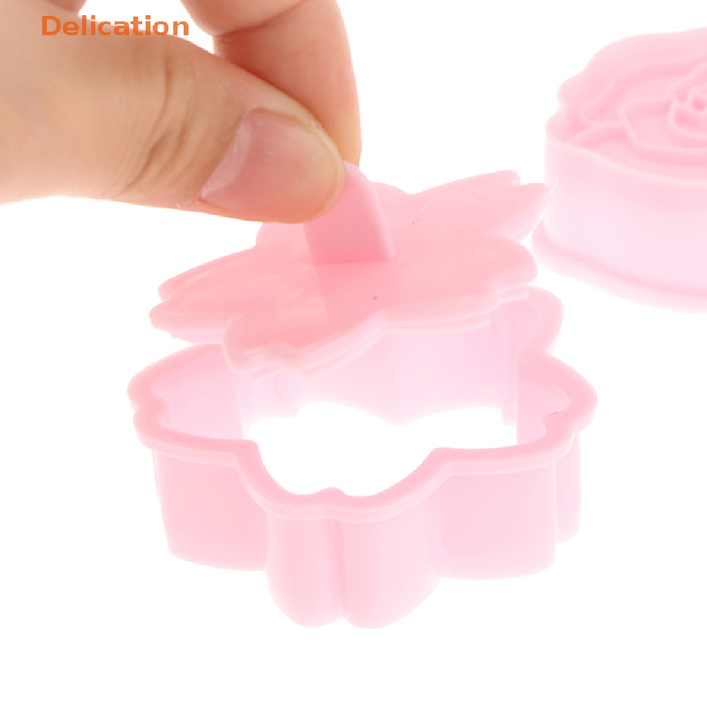 Set 8 Khuôn Nhựa Làm Bánh Quy Dạng Nhấn Hình Hoa Hoạt Hình 3D