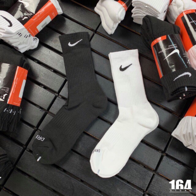 Tất - Vớ Nike Cao Cổ Hàng Hiệu ( Mua 5 Đôi tặng 1 Đôi adidas cổ thấp )